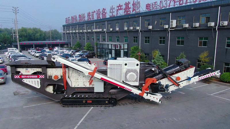 履帶移動式柴油機(jī)破碎機(jī)