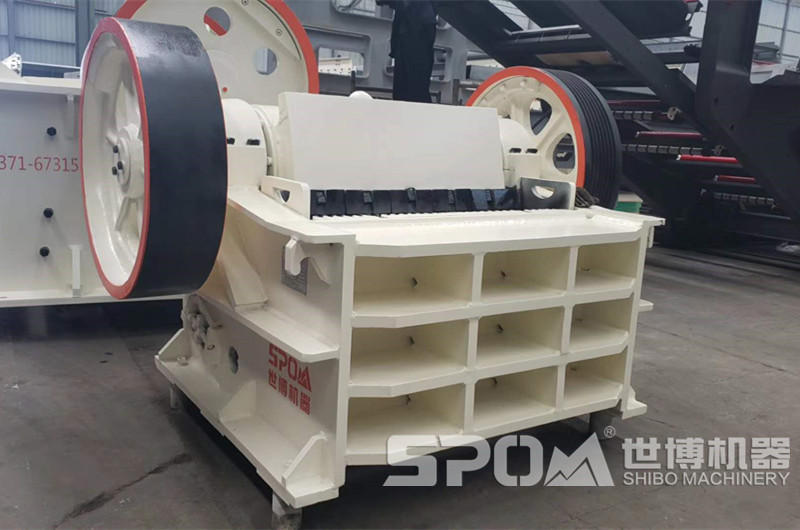 1米3鄂破，PEX300×1300顎式破碎機(jī)